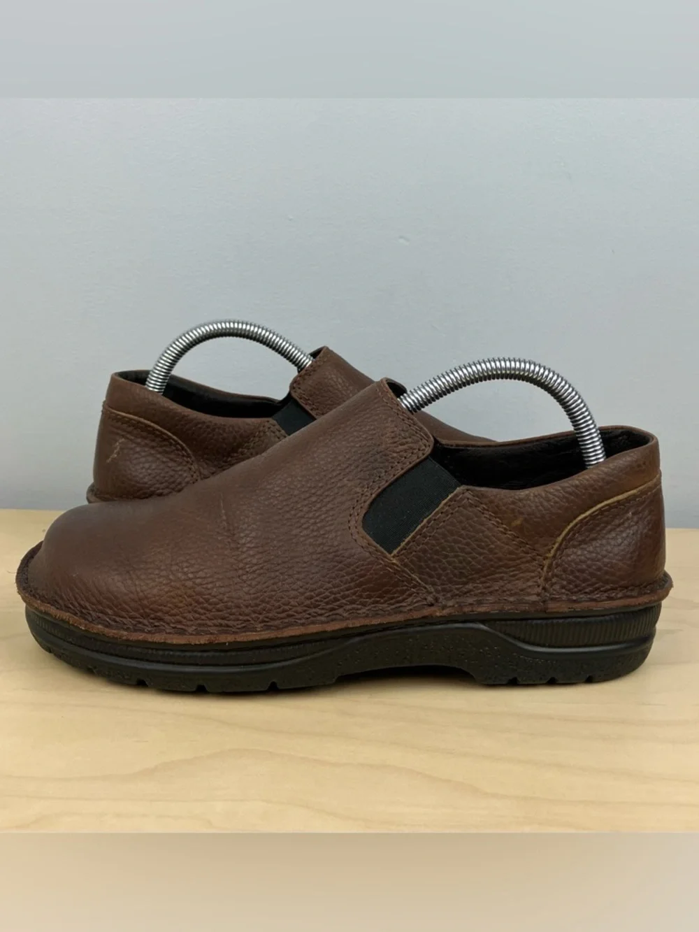 Naot Men’s Size 8.0 (W10) Eiger Brown Leather Slip On Loafer Shoes Clogs